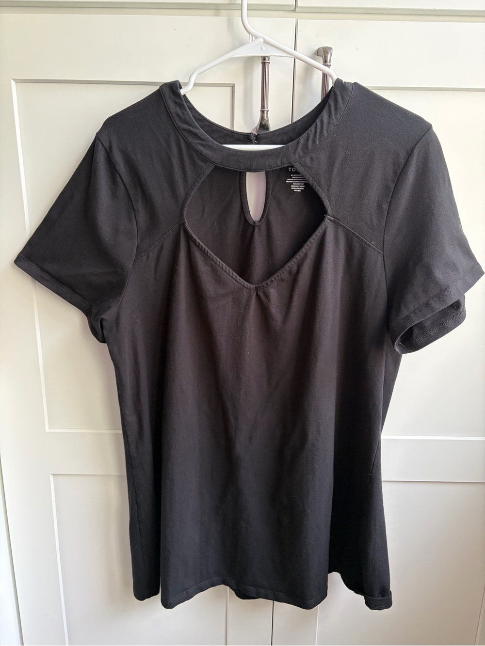 torrid Black Short Sleeve Top with Front Keyhole